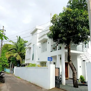 Rohini & Serviced Villa-explore Alleppy Alappuzha